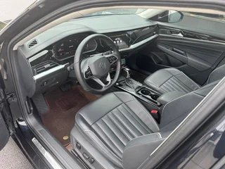 Volkswagen Passat 2023 330TSI Versión de élite interior foto 12 Volkswagen Passat 2023 330TSI Versión de élite interior foto 12