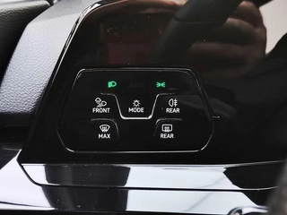 Volkswagen Golf 2021 280TSI DSG R-Line interior photo 11