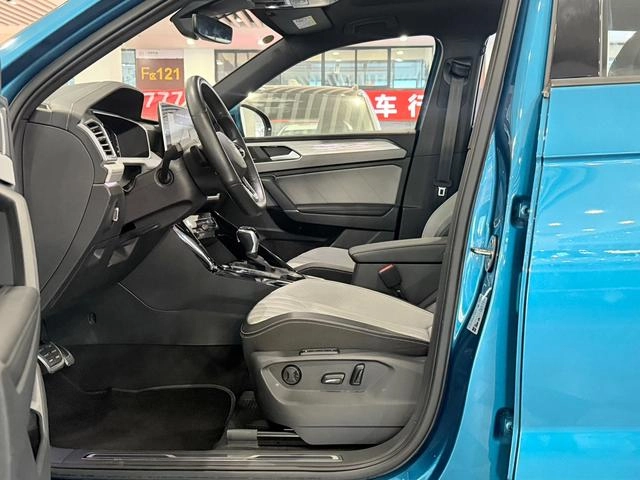Volkswagen Tayron 2023 380TSI Four-wheel drive R-Line Pro Smart Version interior photo 18