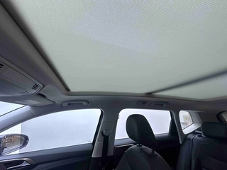 Volkswagen Tharu 2022 280TSI Versión de lujo de tracción en dos ruedas interior foto 13