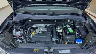 Volkswagen Tharu 2022 280TSI Versión de lujo de tracción en dos ruedas interior foto 20
