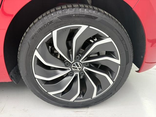 Volkswagen Golf 2023 280TSI DSG Pro интерьер фото 14