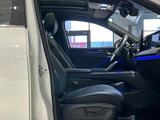 Volkswagen Tiguan L 2024 Pro 380TSI Полный привод R-Line Умный воротник версия интерьер фото 9