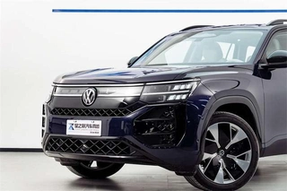 Volkswagen Teramont 2025 Teramont Pro 450TSI Version 4x4 tout-terrain extérieur photo 3