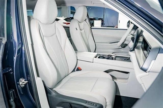 Volkswagen Teramont 2025 Teramont Pro 450TSI Version 4x4 tout-terrain intérieur photo 19