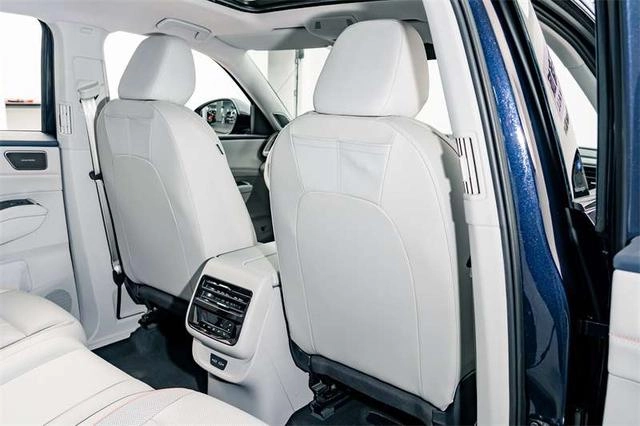 Volkswagen Teramont 2025 Teramont Pro 450TSI Version 4x4 tout-terrain intérieur photo 20