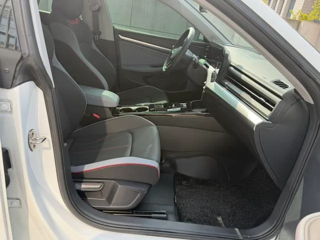 Volkswagen Lamando 2024 Lamando L 280TSI DSG Spicy Edition interior photo 14
