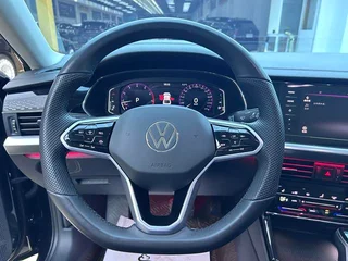 Volkswagen Passat 2023 Модификация 330TSI Элитная версия экстерьер фото 4