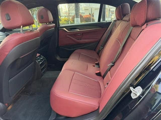 BMW 5 Series 2022 Segundo cambio 530Li Líder M Conjunto deportivo interior foto 12