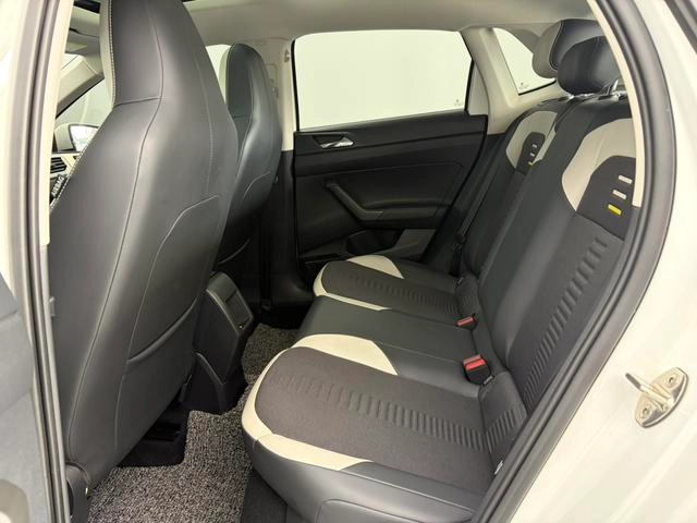 Volkswagen Polo 2021 Plus 1.5L Automatic Colorful Technology Edition exterior photo 7