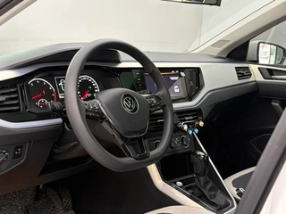 Volkswagen Polo 2021 Plus 1.5L Automatic Colorful Technology Edition interior photo 11