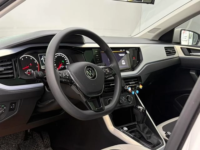 Volkswagen Polo 2021 Plus 1.5L Automatic Colorful Technology Edition interior photo 11