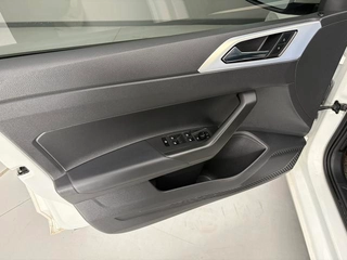 Volkswagen Polo 2021 Plus 1.5L Automatic Colorful Technology Edition interior photo 14