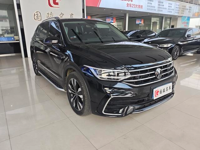 Volkswagen Tiguan L 2024 Outstanding style 330TSI Two-wheel drive R-Line Dragon Glitter Edition exterior photo 3