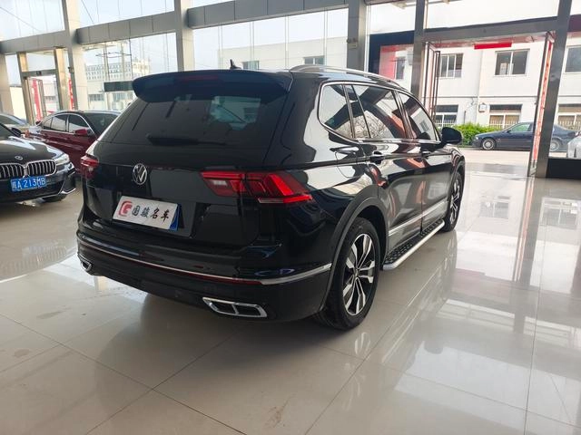 Volkswagen Tiguan L 2024 Outstanding style 330TSI Two-wheel drive R-Line Dragon Glitter Edition exterior photo 4
