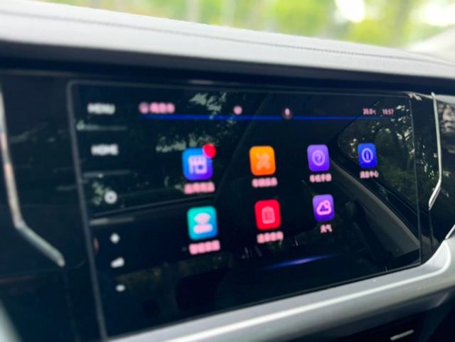 Volkswagen Passat 2022 330TSI Star Deluxe Edition interior photo 11