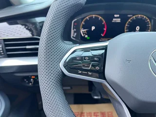 Volkswagen Passat 2023 Reforma 330TSI Edición Star Elite interior foto 14
