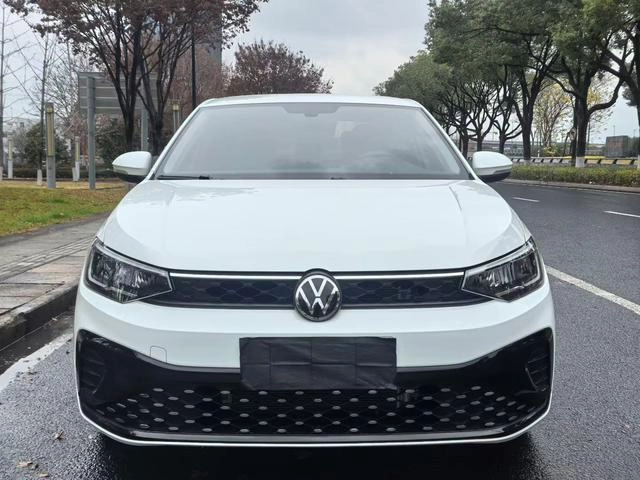 Volkswagen Lavida 2025 New talent 1.5L outstanding new edition exterior photo 2