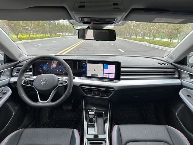 Volkswagen Lamando 2023 Lamando L 280TSI DSG Cool Spicy Edition interior photo 11
