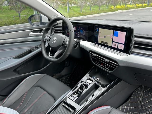 Volkswagen Lamando 2023 Lamando L 280TSI DSG Cool Spicy Edition interior photo 17