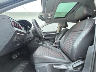 Volkswagen Lavida 2023 280TSI DSG Звездное небо интерьер фото 8 Volkswagen Lavida 2023 280TSI DSG Звездное небо интерьер фото 8
