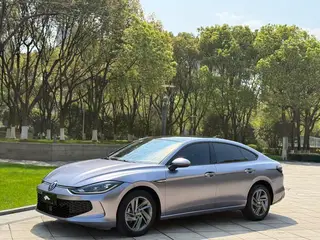 Volkswagen Lamando 2022 Lamando L 280TSI DSG Ослепительная пряная версия