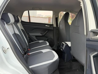 Volkswagen Tharu 2025 New talent 1.5L Sharp Edition interior photo 14