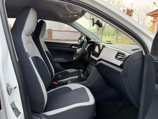 Volkswagen Tharu 2025 New talent 1.5L Sharp Edition interior photo 15