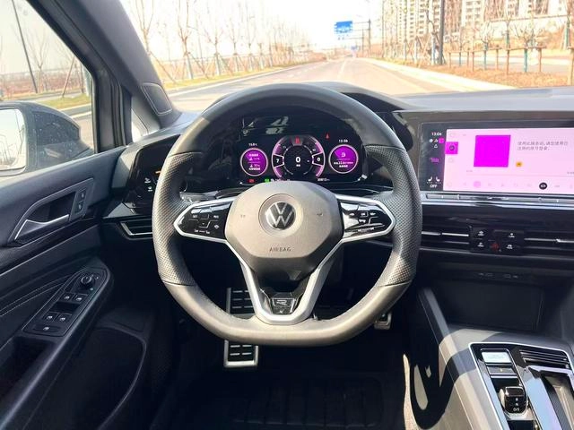 Volkswagen Golf 2024 280TSI DSG R-Line 50 Год Легенды экстерьер фото 8