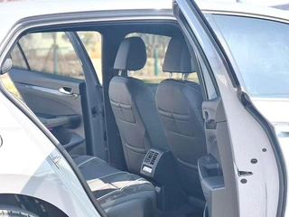 Volkswagen Golf 2024 280TSI DSG R-Line 50 Год Легенды интерьер фото 11