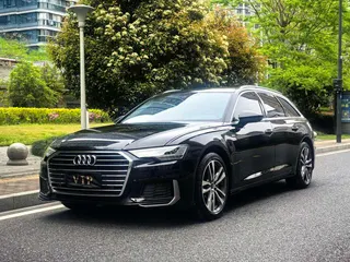 Audi A6 2023 Avant 40 TFSI Deluxe dinámico