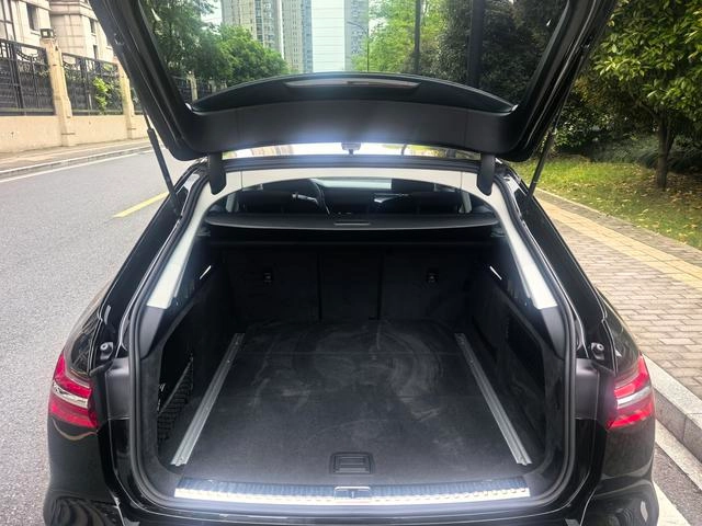 Audi A6 2023 Avant 40 TFSI Deluxe Dynamic interior photo 14