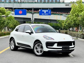 Porsche Macan 2023 Restyling Macan 2.0T exterior photo 3