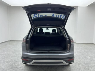 Volkswagen Tayron 2023 280TSI Двухприводный люкс Plus Расширенная версия интерьер фото 19