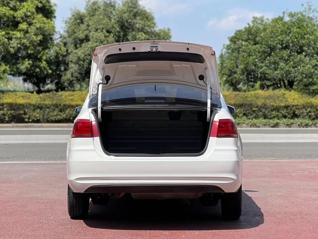 Volkswagen Santana 2021 1.5L Automatic Fashion Edition exterior photo 8