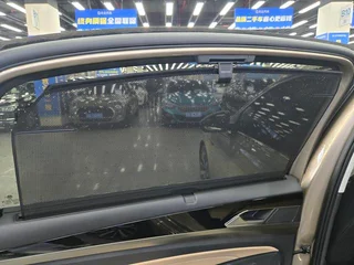 Volkswagen Passat 2022 380TSI Роскошная версия интерьер фото 11