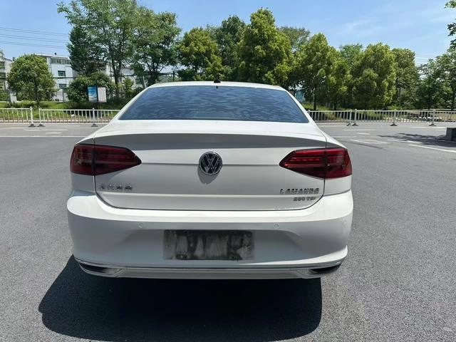 Volkswagen Lamando 2021 Restyling 280TSI DSG Comfort Edition interior photo 8