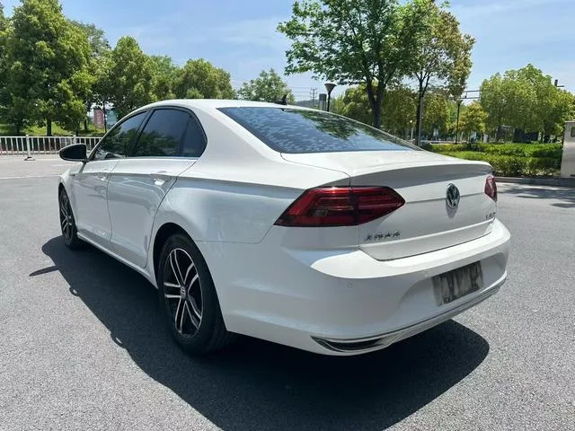 Volkswagen Lamando 2021 Restyling 280TSI DSG Comfort Edition interior photo 9