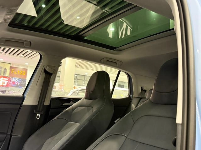 Volkswagen Tharu 2025 New talent 300TSI Sharp Edition interior photo 10