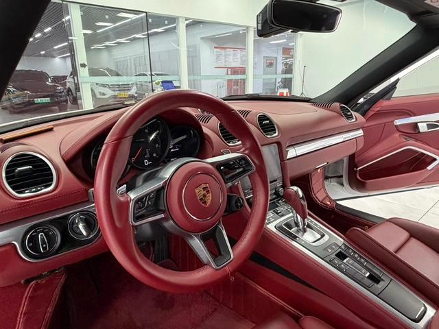 Porsche 718 2023 Boxster Style Edition 2.0T интерьер фото 9