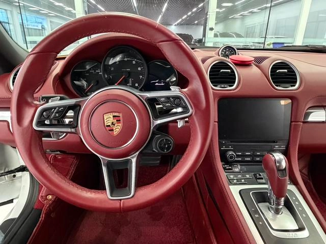 Porsche 718 2023 Boxster Style Edition 2.0T интерьер фото 12