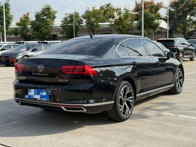 Volkswagen Magotan 2021 330TSI DSG 30 Anniversary Edition exterior photo 6