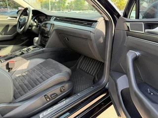 Volkswagen Magotan 2021 330TSI DSG 30 Anniversary Edition interior photo 15