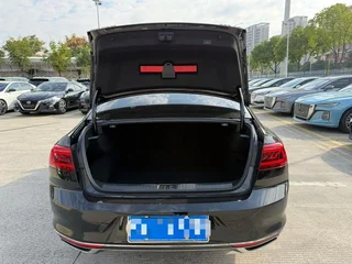 Volkswagen Magotan 2021 330TSI DSG 30 Anniversary Edition interior photo 16