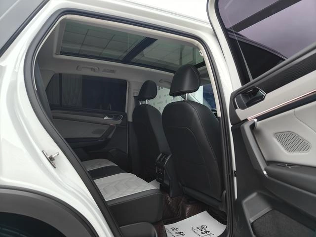 Volkswagen Tayron 2024 330TSI Two-wheel drive luxury Plus Advanced version interior photo 13