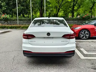 Volkswagen Lavida 2024 1.5L Version automatique intérieur photo 9