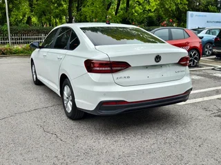 Volkswagen Lavida 2024 1.5L Version automatique intérieur photo 11