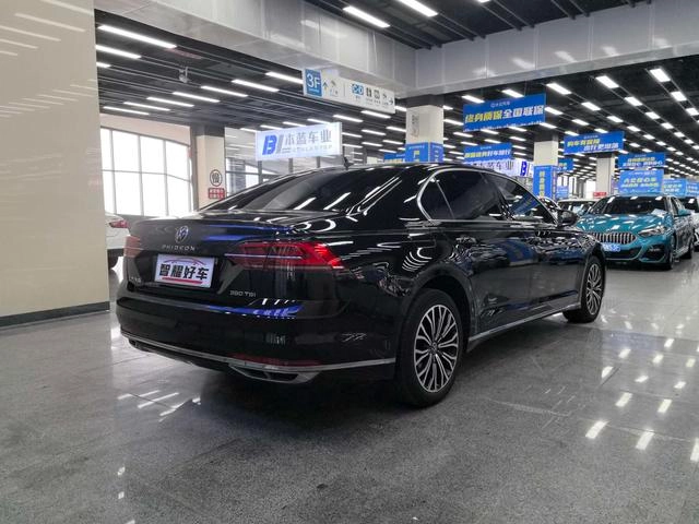 Volkswagen Phideon 2021 380TSI Luxury Edition interior photo 12