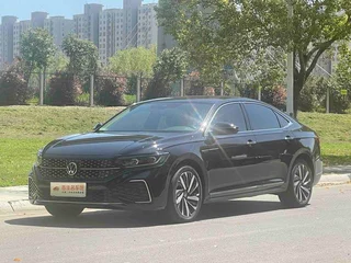 Volkswagen Passat 2022 330TSI Étoile de luxe