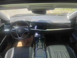 Volkswagen Passat 2022 330TSI Star Deluxe Edition interior photo 17